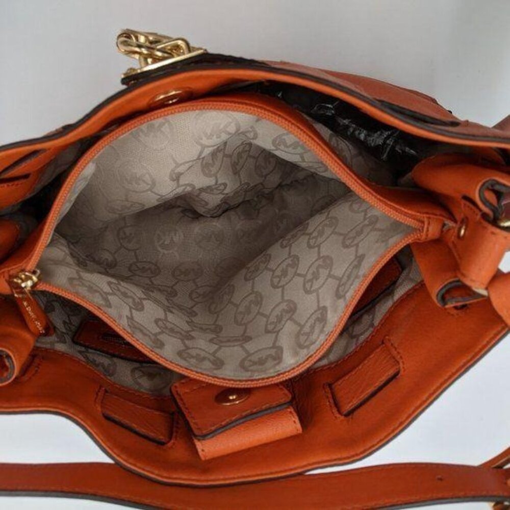 Michael Kors women's Hamilton orange leather signature liner‎ shoulder bag - Picture 9 of 13